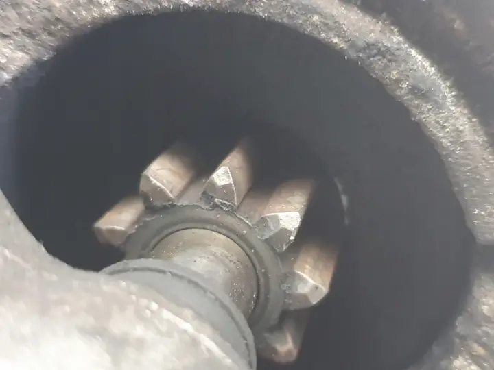 Volvo S60 I V70 II 2.4 D5 ROZRUSZNIK bosch 0001109252