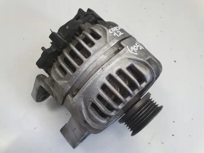 Opel Corsa C 1.2 16V ALTERNATOR 0124415023 bosch 100A