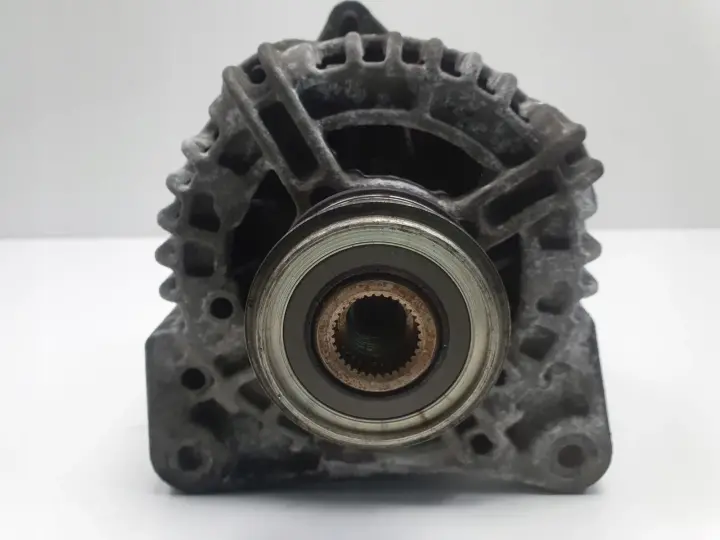 Renault Clio III 1.5 DCI ALTERNATOR 0124425071