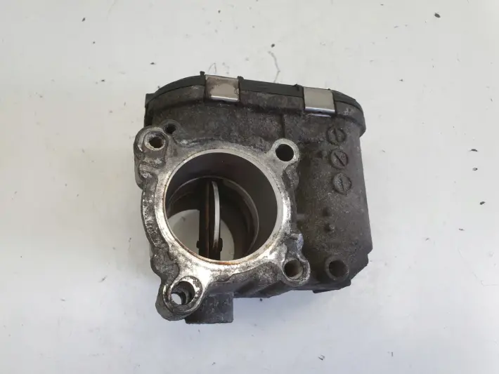 Opel Vivaro Trafic 2.0 DCI ROZRUSZNIK 0281002681 bosch 8200330810