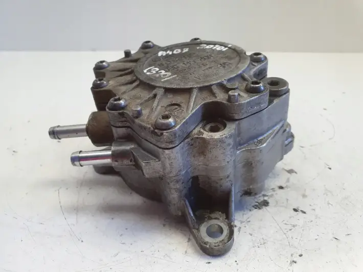 Audi A4 B7 2.0 TDI POMPA VACUM wakum 03G145209