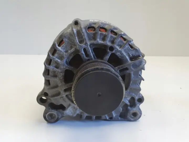 VW Polo V 1.2 TDI ALTERNATOR valeo 03P903023D