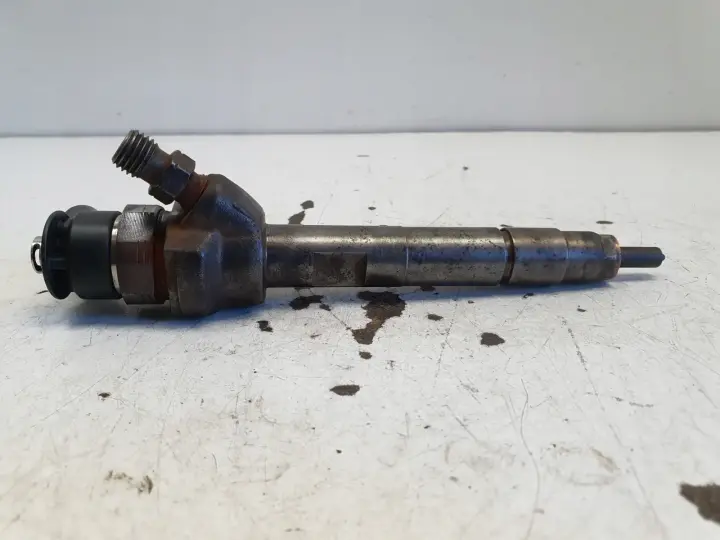 BMW E87 E90 E91 2.0 D WTRYSKIWACZ wtrysk 0445110289