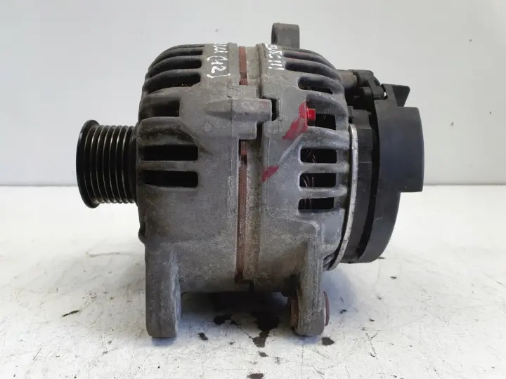 Renault Scenic III 1.9 DCI ALTERNATOR Bosch 0124525151 150A
