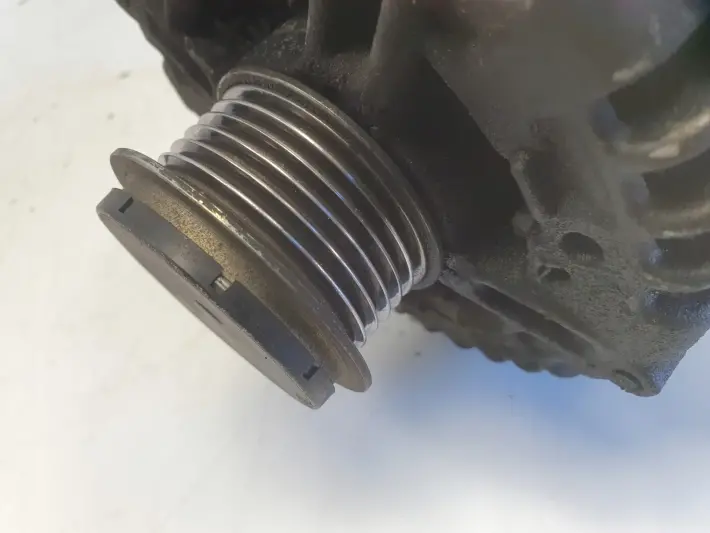 Ford Mondeo IV MK4 2.0 16V ALTERNATOR 0121615006