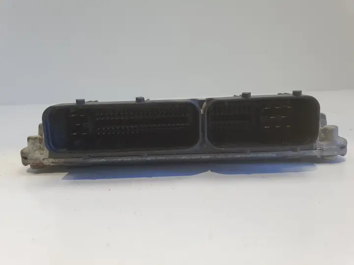 VW Golf VI 1.6 8V STEROWNIK SILINIKA komputer 06A906033MH 5WP4077901