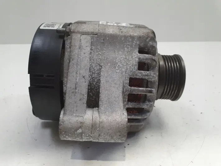 Opel Vectra C 1.9 CDTI ALTERNATOR LRA02809