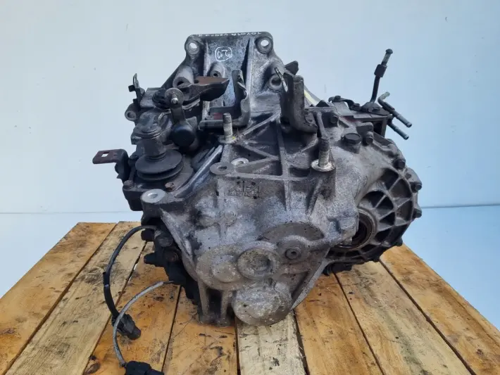 Toyota Corolla Verso II 2.2 D4D SKRZYNIA BIEGÓW manualna MANUAL