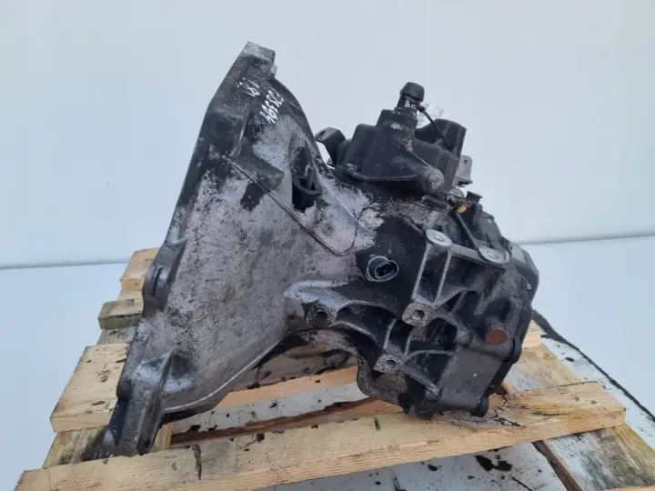 Opel Corsa E 1.4 16V SKRZYNIA BIEGÓW BFJS394 manualna MANUAL