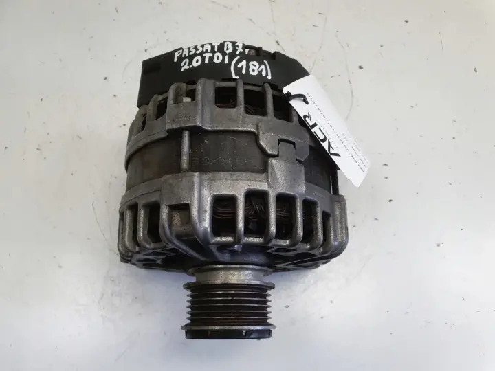 VW Passat B7 2.0 TDI ALTERNATOR CFFB