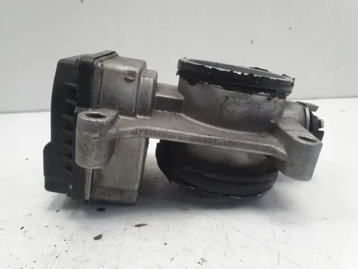 Renault Laguna II 1.8 16V PRZEPUSTNICA 8200063652