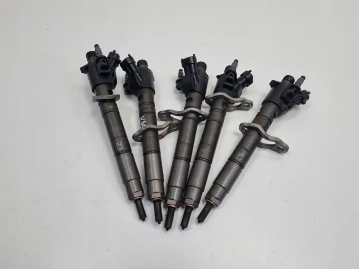 Volvo C30 V50 S40 II 2.0 D3 D4 WTRYSKIWACZ wtrysk 31272690 0445116016