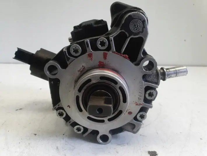 Volvo C30 V50 S40 II V70 III 2.0 D POMPA WTRYSKOWA paliwa 9658193980