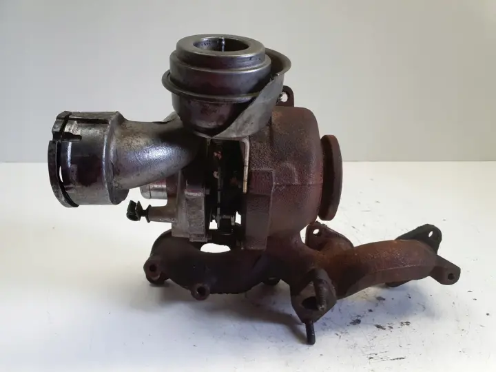 VW Transporter T5 1.9 TDI TURBOSPRĘŻARKA turbo 038253014H