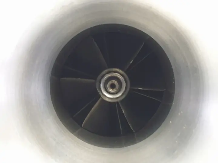 BMW E90 320D 2.0 D TURBOSPRĘŻARKA 7800594C02