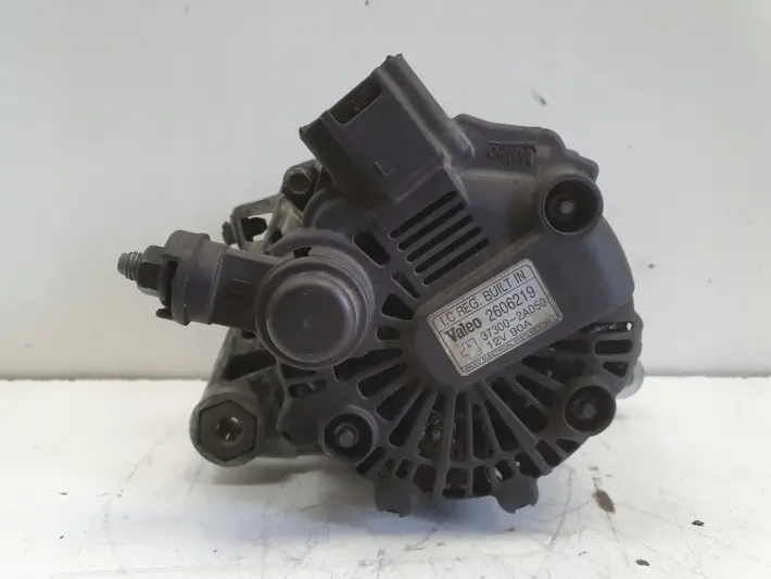 Hyundai i20 1.4 CRDI ALTERNATOR 37300-2A050 valeo 90A