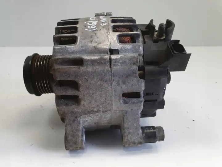 Ford Focus III MK3 1.6 TDCI ALTERNATOR AV6N-10300-GC 30659390 150A