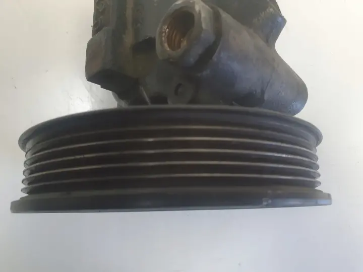 Opel Astra F 1.8 8V POMPA WSPOMAGANIA 90409232