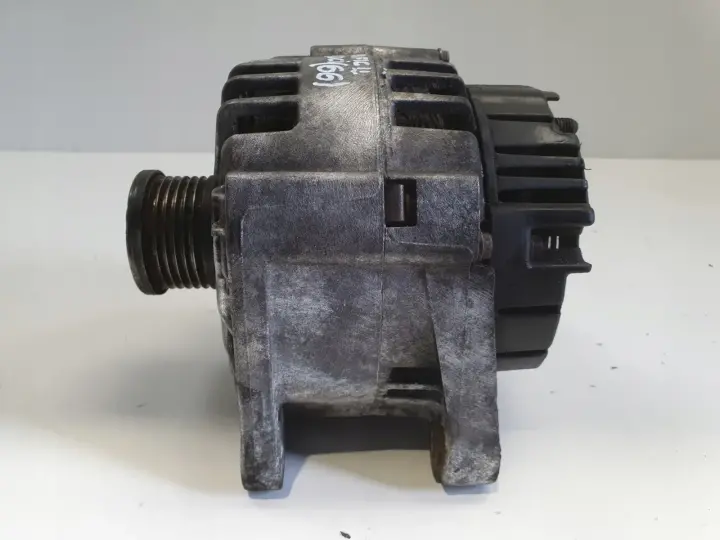 Renault Trafic II 1.9 DCI ALTERNATOR