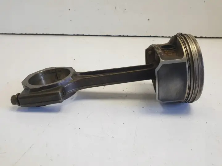 Ford MK3 1.8 16V TŁOK KORBOWÓD CHBA