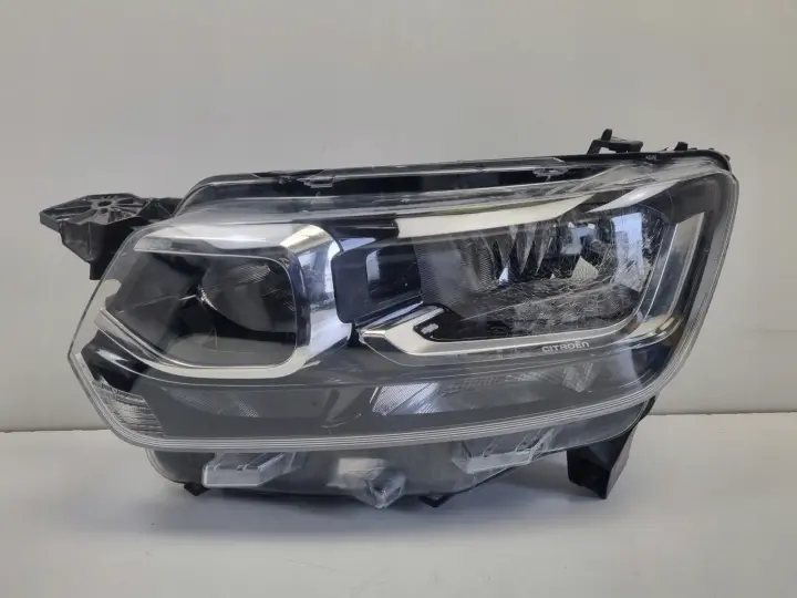 Citroen Berlingo IV PRZEDNIA LAMPA LEWA LEWY PRZÓD 9816824880 90146119