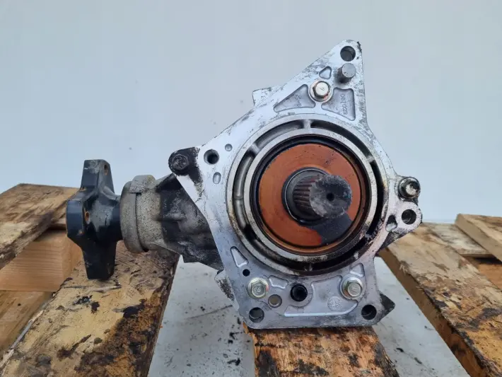 Nissan Qashqai J10 2.0 DCI REDUKTOR SKRZYNI BIEGÓW manualnej