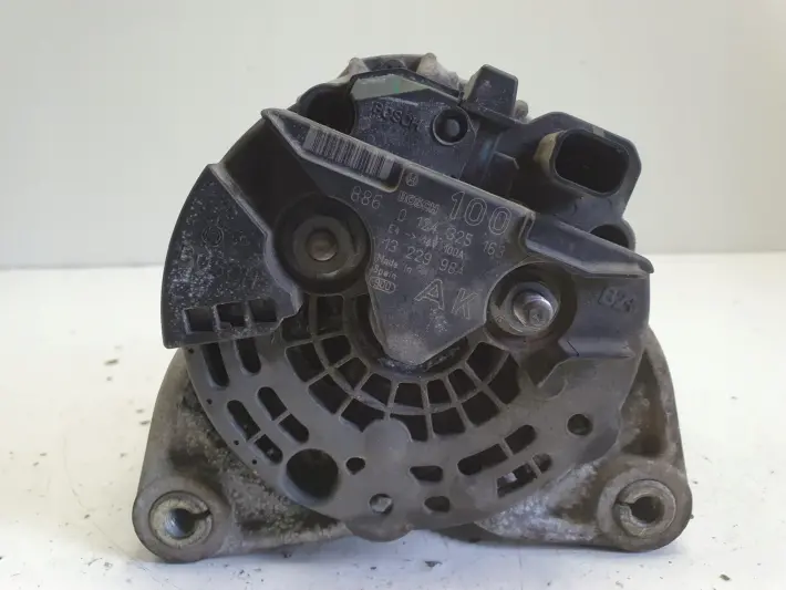 Opel Astra III H 1.8 16V ALTERNATOR 100A bosch 0124325163 AK