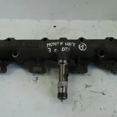 Opel Monterey 3.0 DTI 98-99 LISTWA WTRYSKOWA oryg