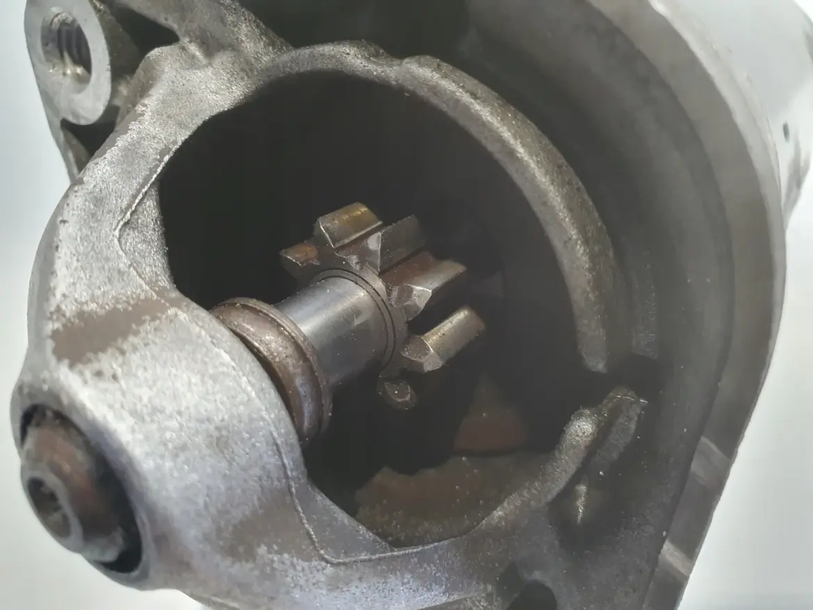 Volvo S60 I V70 II 2.4 D5 ROZRUSZNIK bosch 0001109252