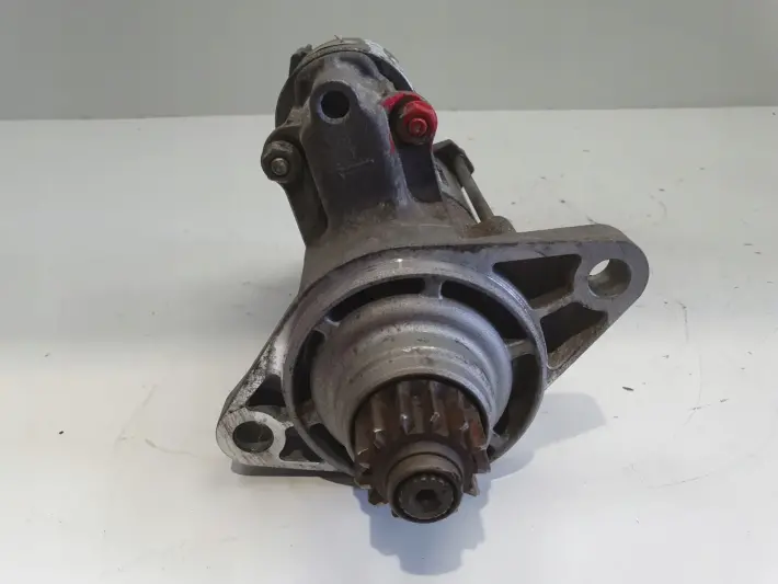 VW Passat B8 2.0 TDI ROZRUSZNIK denso 02E911024J