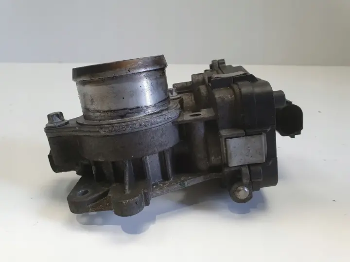Saab 9-3 1.9 TID 16V PRZEPUSTNICA 55199975
