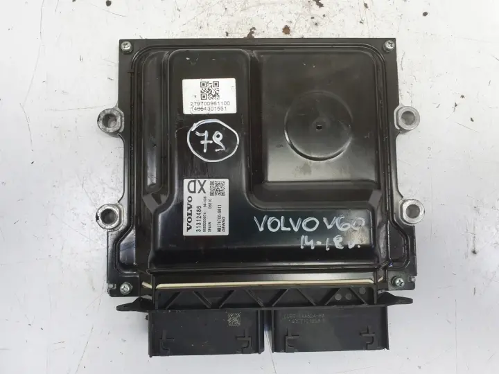 Volvo V40 II 2.0 D STEROWNIK SILNIKA komputer