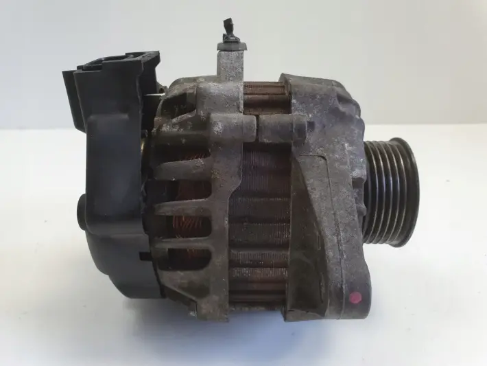 Hyundai i30 1.4 16V ALTERNATOR 90A 2655447 valeo 37300-2B101