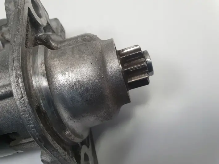 VW Passat B6 1.6 FSI ROZRUSZNIK bosch BLF