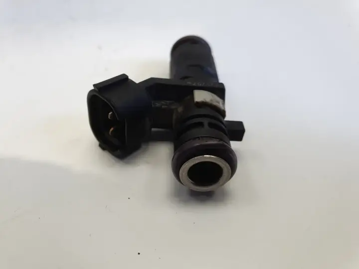 Seat Altea 1.6 8V WTRYSKIWACZ wtrysk 06A906031CM
