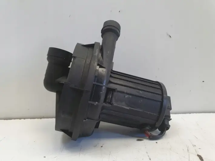 Audi A3 8P 3.2 V6 03-13r POPMA POWIETRZA WTÓRNEGO 022959253A