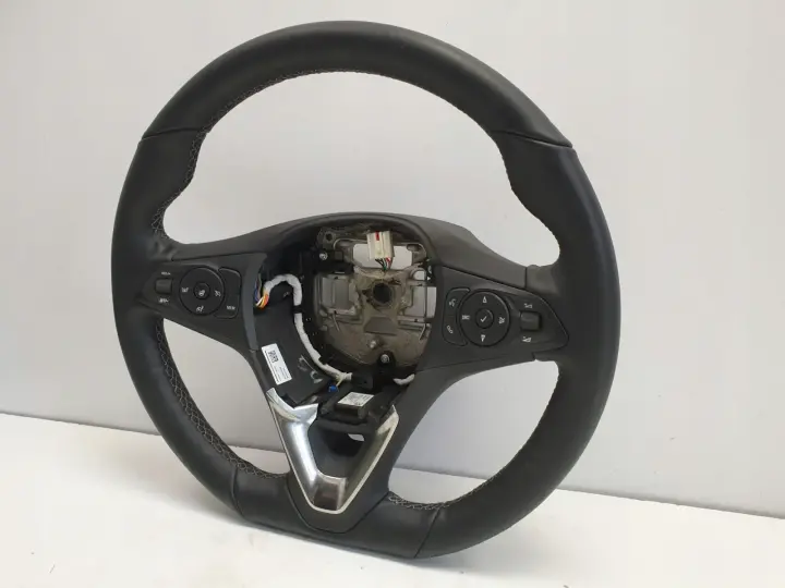 Opel Corsa F SKÓRZANA KIEROWNICA Multifunkcyjna