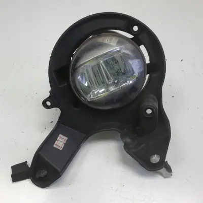 Toyota C-HR CHR PRAWY HALOGEN PRZECIWMGIELNY Ramka 81481-F4010