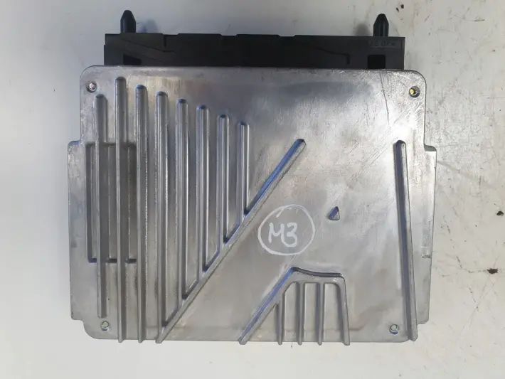 Volvo S80 II V50 2.4 20V KOMPUTER SILNIKA sterownik 079700-8951 08627148A
