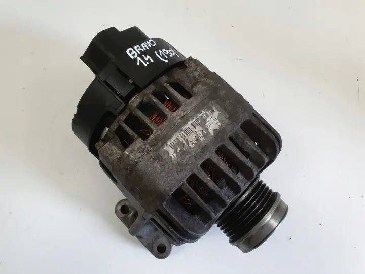 Fiat Bravo II 1.4 T-JET ALTERNATOR oryginał