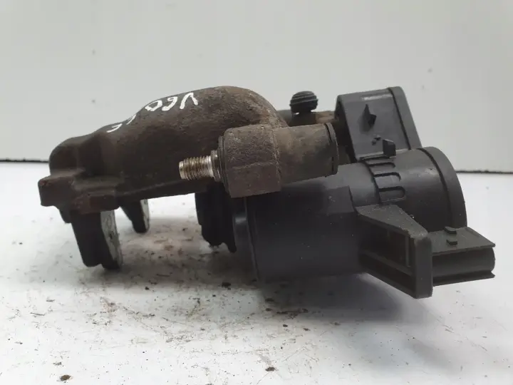 Volvo V60 XC60 II TYLNY ZACISK HAMULCOWY lewy tył 31687554