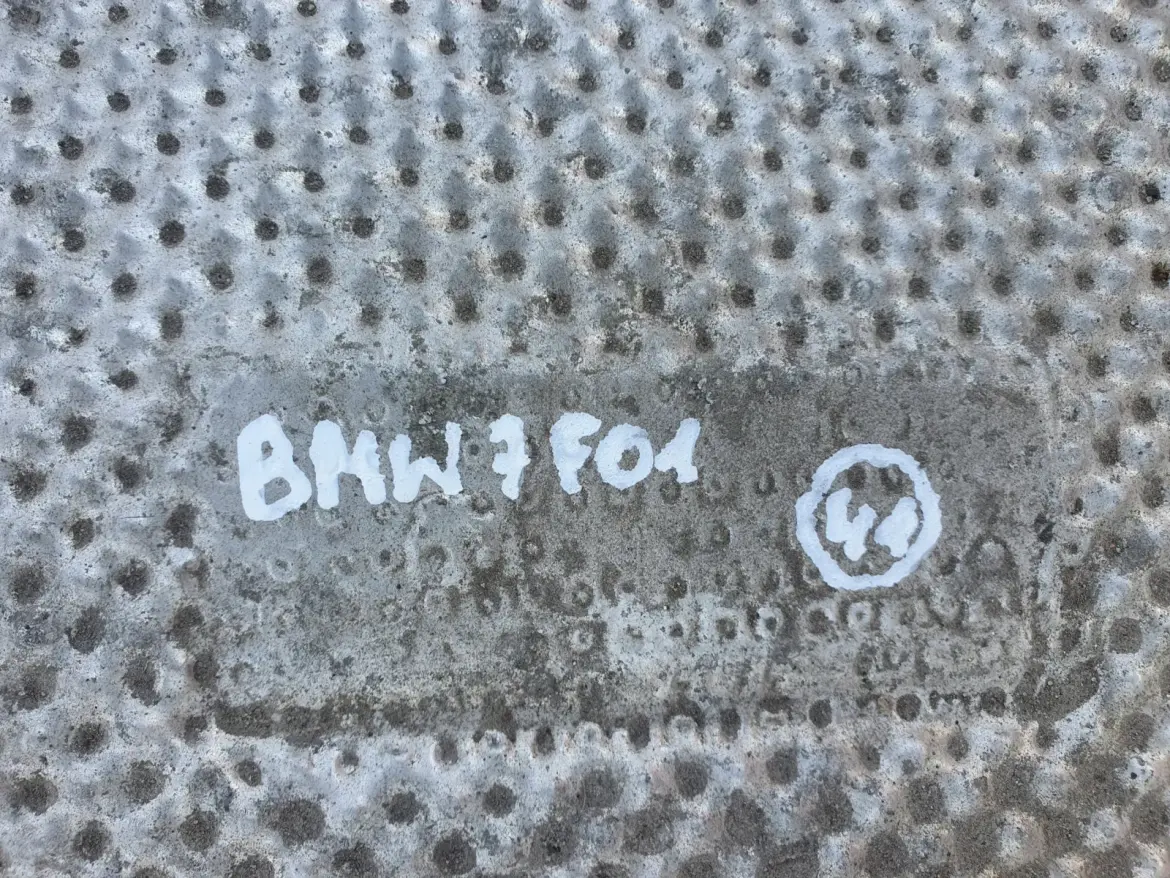 BMW F01 F02 LEWA OSONA TERMICZNA TŁUMIKA 7185211