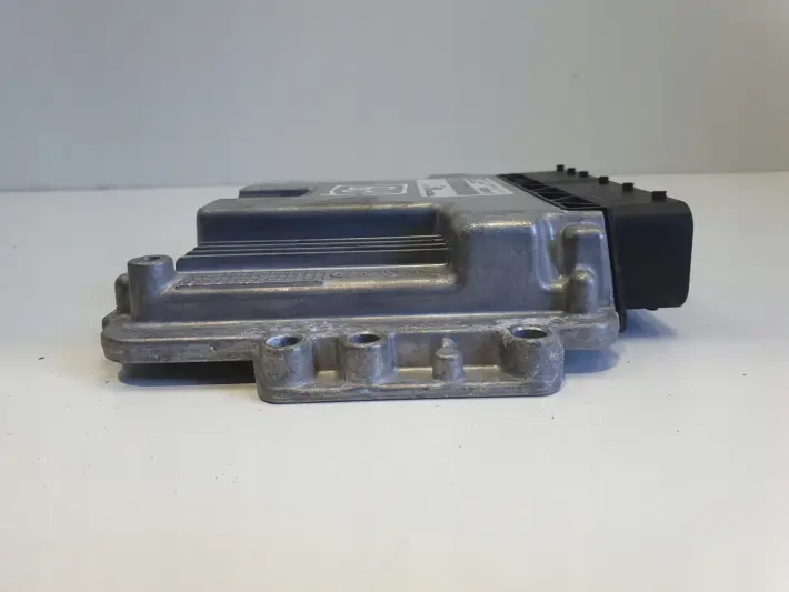 Volvo S60 II 1.6 T2 STEROWNIK SILNIKA 0261S07523 31312578