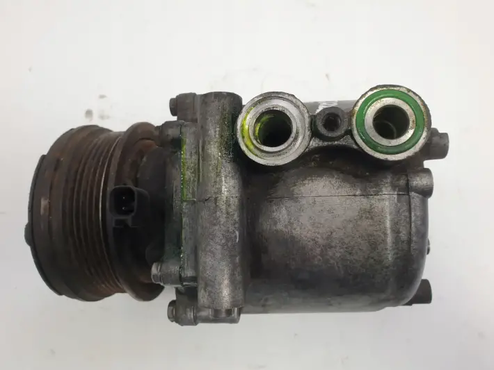 Ford Crown Victoria II 4.6 V8 SPRĘŻARKA KLIMATYZACJI pompa RF1L2H19D647AD