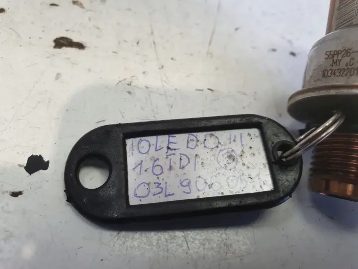 Seat Toledo III 1.6 TDI CZUJNIK CIŚNIENIA PALIWA zawór 03L906051