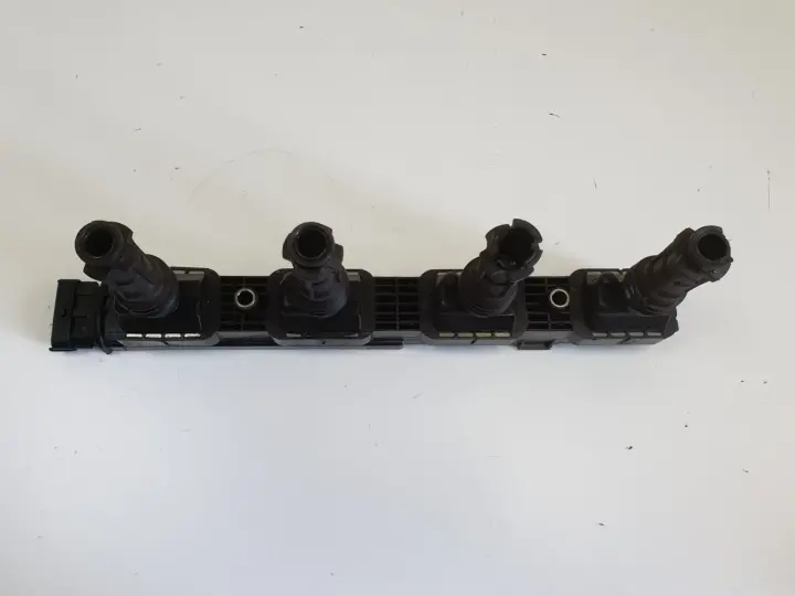 Opel Corsa D 1.2 1.4 16V CEWKA ZAPŁONOWA GN10207 delphi