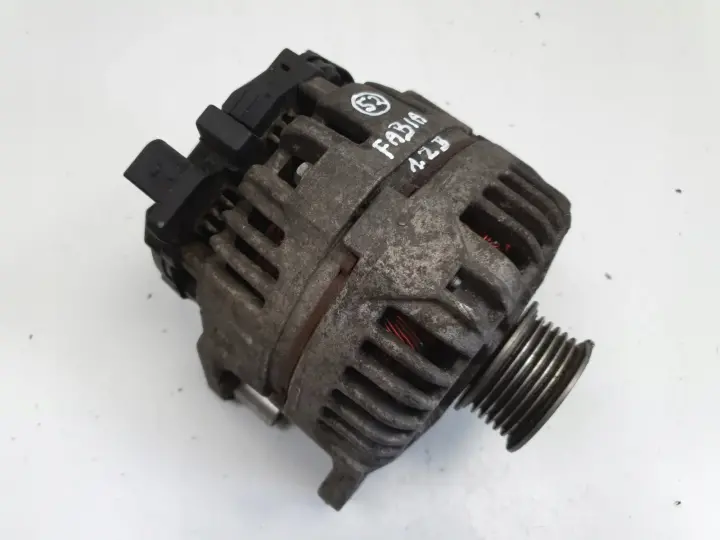 VW Golf V 1.6 FSI ALTERNATOR 03C903023D 110A bosch