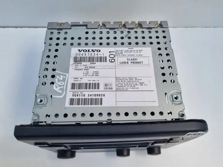 Volvo S60 I XC70 I V70 II RADIOODTWARZACZ CD Radio HU-601 30657634-1