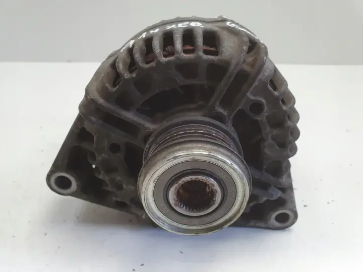 Opel Corsa D 1.4 16V ALTERNATOR bosch 0124425087 120A CM