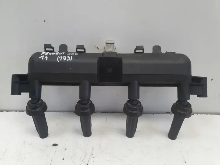 Peugeot 206 306 406 1.4 8V CEWKA ZAPŁONOWA 5DA193175-441 HELLA